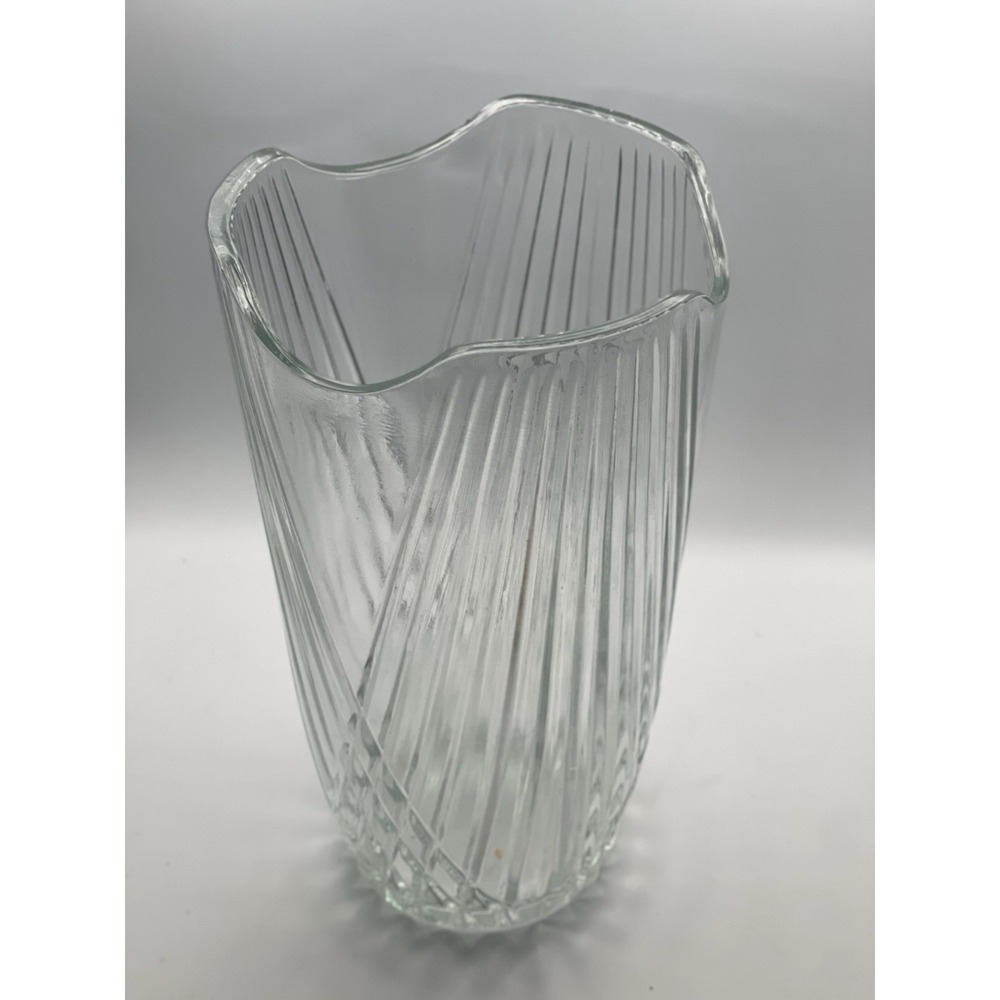 Modern Clear Ribbed Glass Vase Handkerchief Rim Diamond Base 8 Inch - Picture 2 of 8
